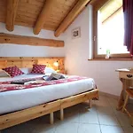 D'hotes Rue Saint Bernard 3*