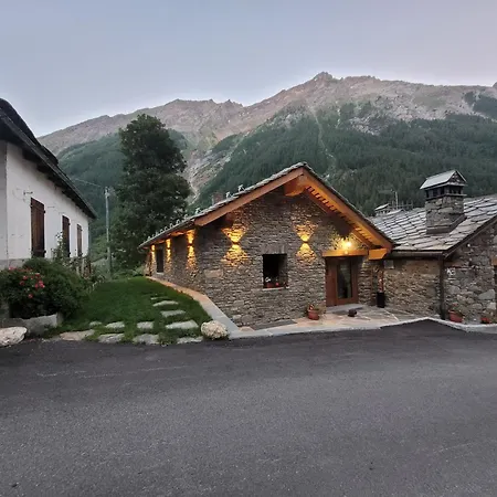 D'hotes Rue Saint Bernard 3*